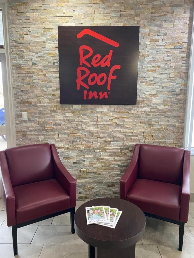 Red Roof Savannah North I-95 -